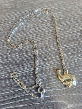 NO BRAND swan or peacock charm necklace